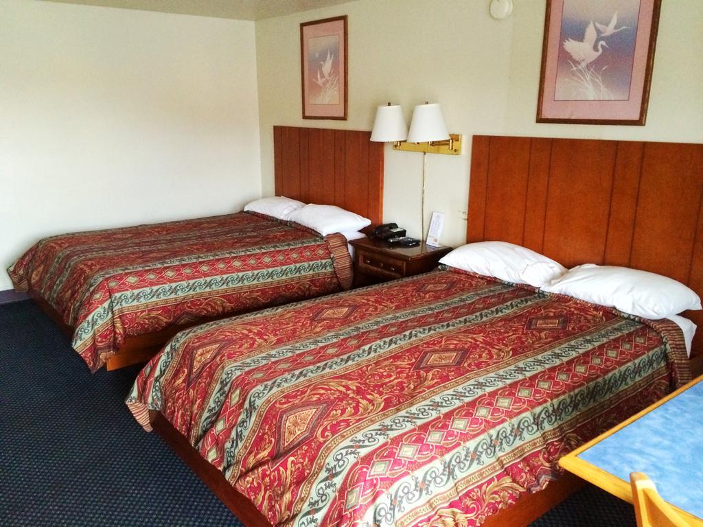 Motel Edgewood Szoba fotó